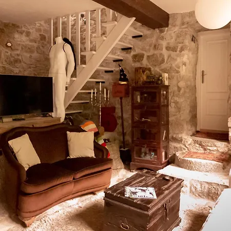 בקתה La Encantadora Casa Del Rio De Caldas De Reis.